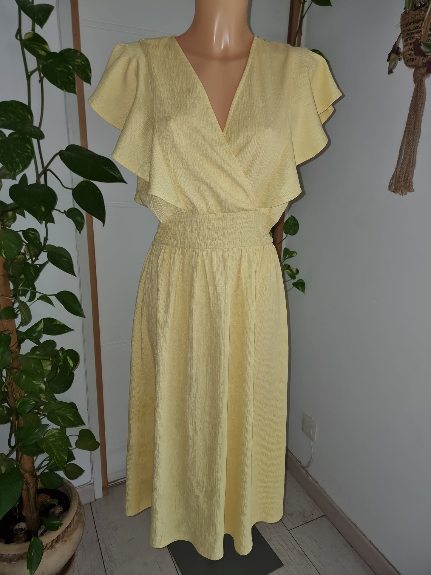 Robe Mango ceintrée