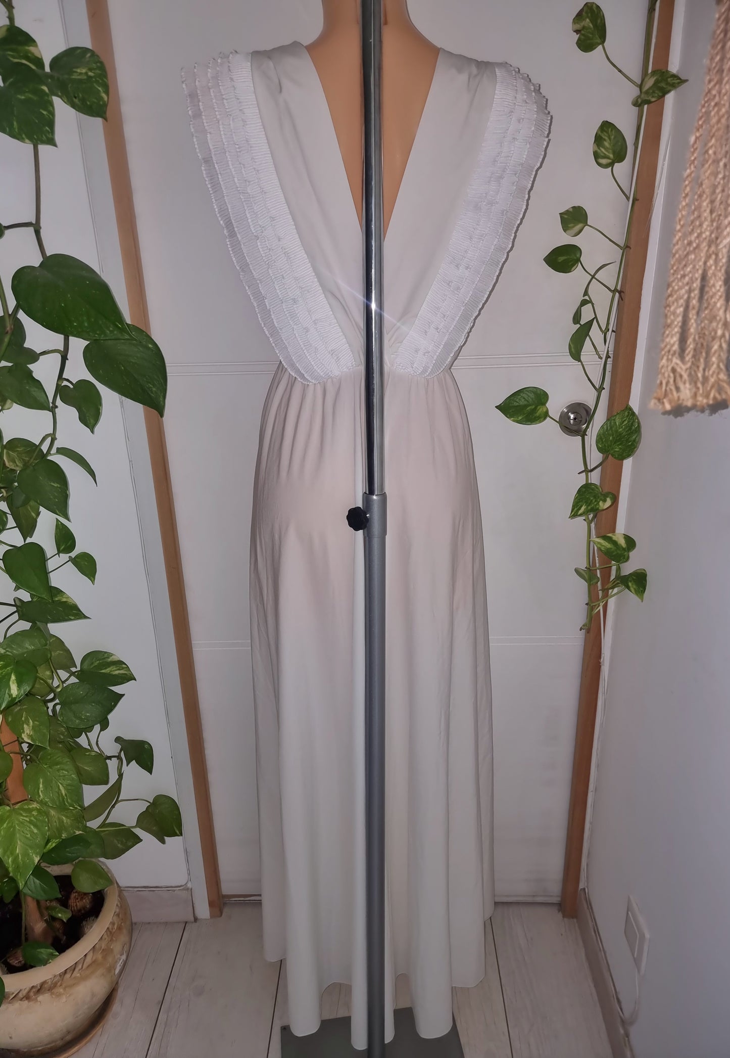 Robe longue cotelée