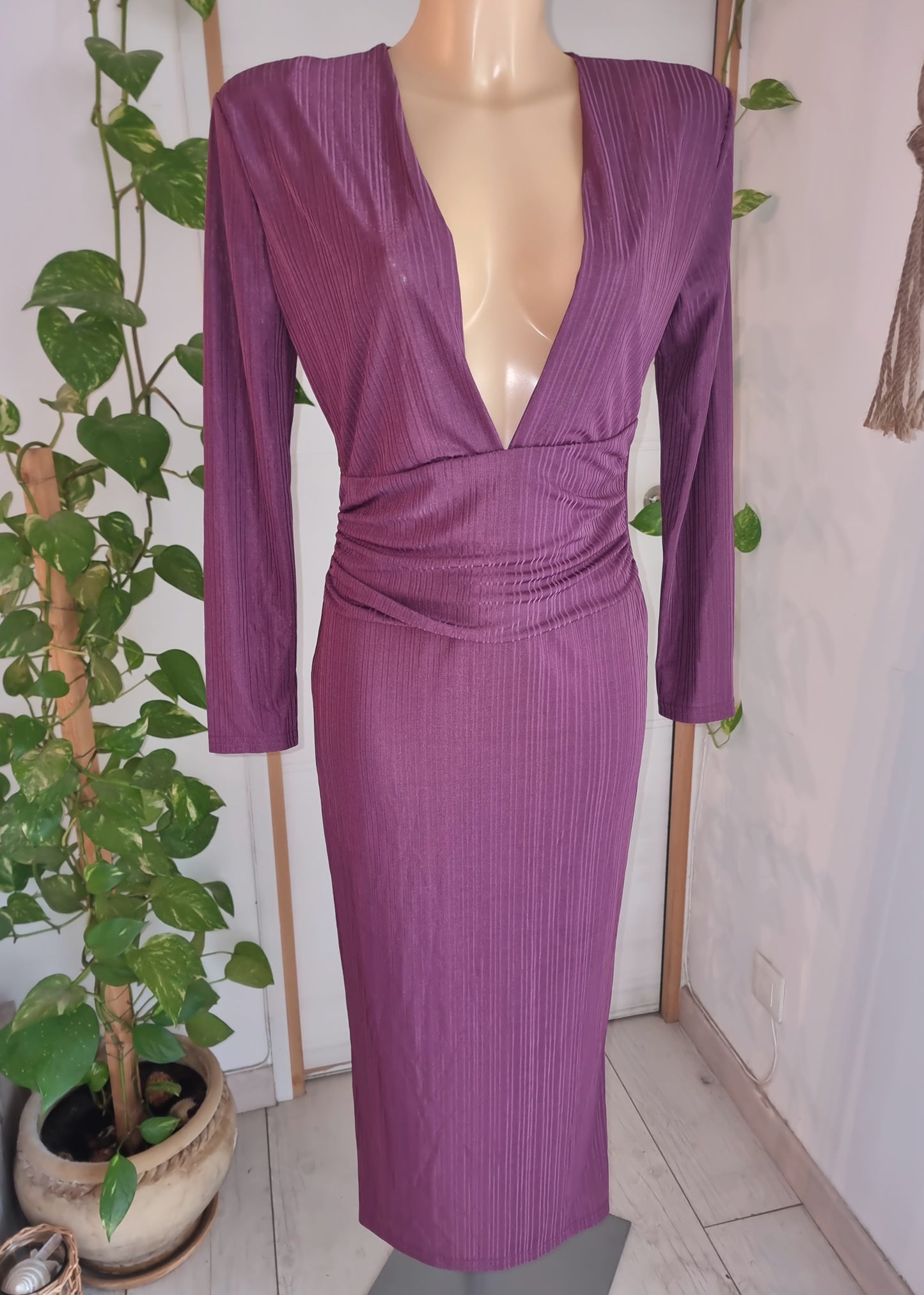 Robe longue decoletée