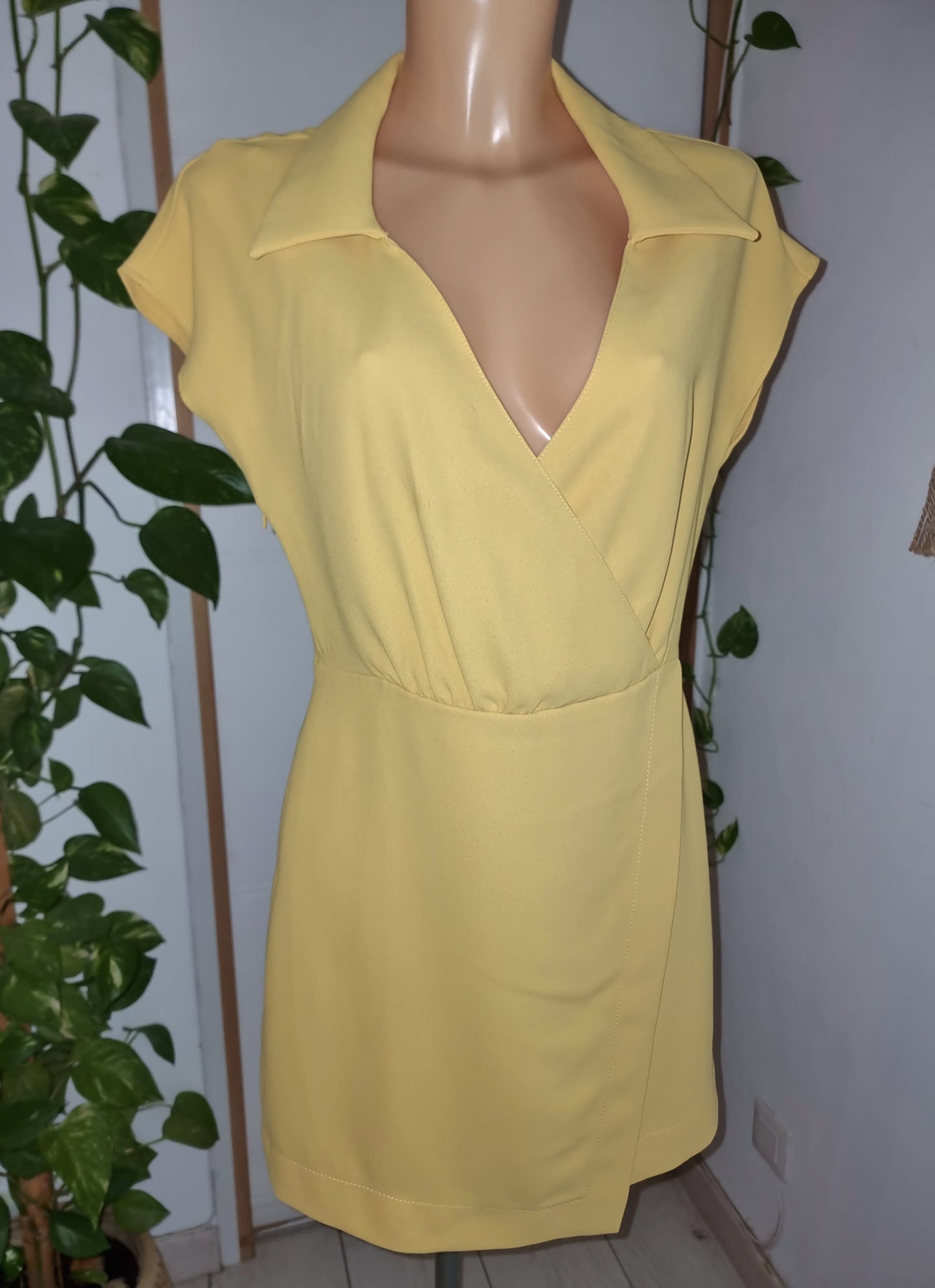 Robe portefeuille Mango